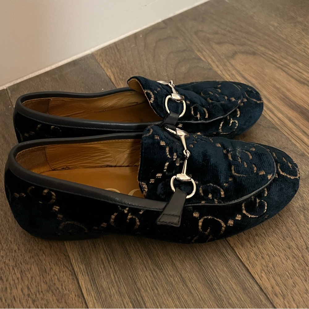 Kids velvet Gucci loafers